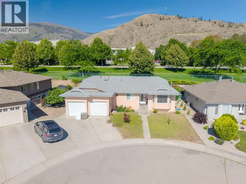 6128 Saint Martin Place, Oliver